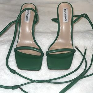 Steve Madden Green Heeled Sandals with Strappy Design